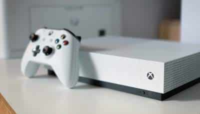 How Long You can Leave Your Xbox One on? The Complete Guide